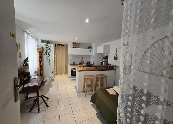 Arenes Congres Ecofriendly Centre *